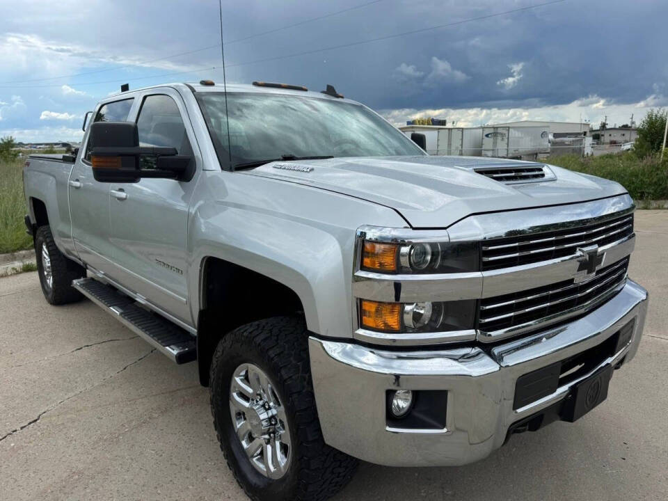 chevrolet silverado 2500hd 2018 1GC1KVEY2JF148711 image chevrolet silverado 2500hd 2018 1GC1KVEY2JF148711 image